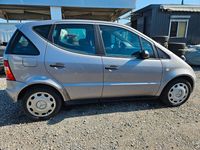 Gebraucht Mercedes A160 Classic 102 PS (75 kW) 1999 Silber Van / Kleinbus