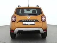 Używany Dacia Duster Prestige 125 KM (91 kW) 2018 Pomarańczowy SUV