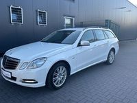 Gebraucht Mercedes E250 204 PS (150 kW) 2011 Weiß Kombi