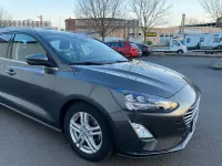 Gebraucht Ford Focus Trend 120 PS (88 kW) 2019 Grau Kombi