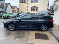 gebraucht Ford Focus ST-Line - abnehm AHK- Allwetter - Winterpaket