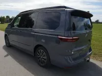 Neu VW California Beach 150 PS (110 kW) 2026 Candyweiß Van