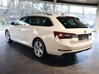 Gebraucht Skoda Superb Style 150 PS (110 kW) 2018 Candyweiss Kombi