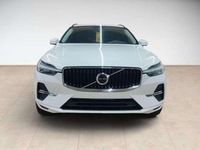 Gebraucht Volvo XC60 Core 197 PS (144 kW) 2024 Weiß SUV