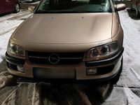 Gebraucht Opel Omega 136 PS (100 kW) 1998 Gold Limousine