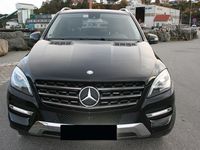 Gebraucht Mercedes ML250 204 PS (150 kW) 2014 Schwarz metallic SUV