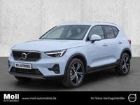 Używany Volvo XC40 Core 163 KM (119 kW) 2025 Niebieski SUV