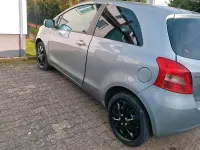 Gebraucht Toyota Yaris 70 PS (51 kW) 2007 Grau Kleinwagen