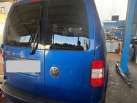 Używany VW Caddy Maxi 105 KM (77 kW) 2010 Niebieski Minivan