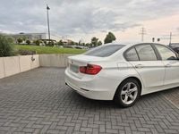 Gebraucht BMW 316 136 PS (100 kW) 2012 Weiß Limousine