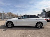 Gebraucht BMW 320 Advantage 184 PS (135 kW) 2020 Weiß Limousine