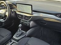 Gebraucht Ford Focus Titanium 125 PS (91 kW) 2024 Silber Limousine