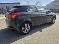 Usata Kia Ceed 90 CV (66 kW) 2010 Nero Utilitaria