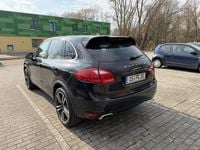 Second-hand Porsche Cayenne 245 CP (180 kW) 2014 Negru SUV