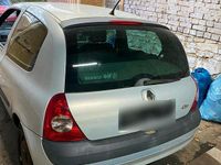 Gebraucht Renault Clio 58 PS (42 kW) 2002 Grau Coupé