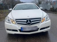 Gebraucht Mercedes E200 184 PS (135 kW) 2010 Weiß Coupé