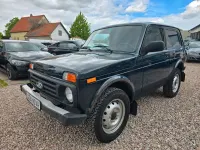 Gebraucht Lada Taiga 83 PS (61 kW) 2018 Grün SUV