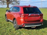 Gebraucht Mitsubishi Outlander Plus 150 PS (110 kW) 2016 Rot SUV