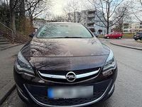 Second-hand Opel Astra 140 CP (102 kW) 2015 Maro Berlinǎ