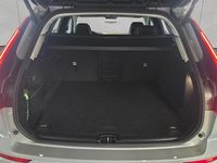 Gebraucht Volvo XC60 Core 250 PS (183 kW) 2024 Vapour grey SUV