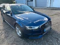 gebraucht Audi A4 2,0 tdi S-line viele Extras