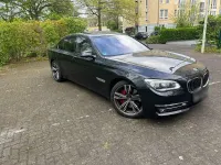 Gebraucht BMW 750 Sport Line 381 PS (280 kW) 2012 Schwarz Limousine