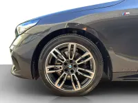 Gebraucht BMW 520 M Sport 197 PS (144 kW) 2024 Grau Limousine
