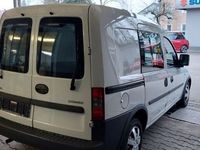 Gebraucht Opel Combo Business 90 PS (66 kW) 2011 Weiã? Van / Kleinbus