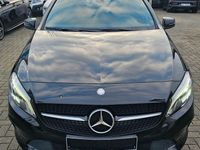 Gebraucht Mercedes A160 Style 102 PS (75 kW) 2016 Schwarz Limousine