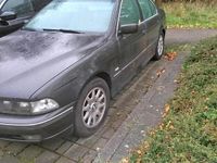 Gebraucht BMW 523 170 PS (125 kW) 2000 Schwarz Limousine