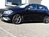 Gebraucht Mercedes A200 Style 156 PS (114 kW) 2015 Schwarz Limousine