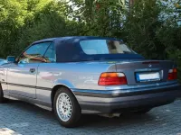 Gebraucht BMW 320 Cabriolet 150 PS (110 kW) 1996 Blau Cabrio