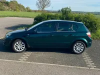 Gebraucht Opel Astra 105 PS (77 kW) 2004 Grün Limousine
