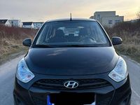 Gebraucht Hyundai i10 Edition 69 PS (50 kW) 2012 Schwarz Kleinwagen