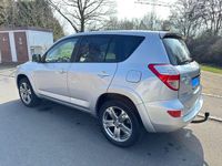 Gebraucht Toyota RAV4 Executive 150 PS (110 kW) 2011 Silber SUV
