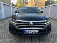 Gebraucht VW Touareg Basis 231 PS (169 kW) 2018 Schwarz SUV