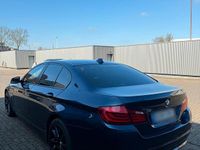 Gebraucht BMW 520 184 PS (135 kW) 2012 Blau Limousine