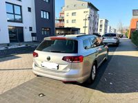 gebraucht VW Passat Variant 1.5 TSI Automatik Anhänger Spurhalteassistent
