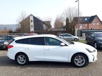 Gebraucht Ford Focus Cool & Connect 120 PS (88 kW) 2021 Weiß Limousine