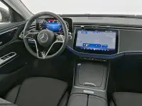 Gebraucht Mercedes E200 Avantgarde 204 PS (150 kW) 2025 Grau Kombi