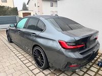 Gebraucht BMW 330 252 PS (185 kW) 2019 Grau Limousine