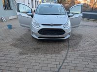 Gebraucht Ford B-MAX Titanium 105 PS (77 kW) 2014 Silber Van / Kleinbus