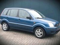 Gebraucht Ford Fusion 80 PS (58 kW) 2011 Blau Kleinwagen