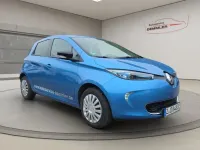 Gebraucht Renault Zoe 42 kW (58 PS) 2018 Lightningblau (metallic) Kleinwagen