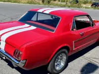 Gebraucht Ford V8 241 PS (177 kW) 1965 Rot Coupé