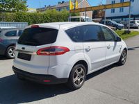 Gebraucht Ford S-MAX Titanium 140 PS (102 kW) 2013 Weiß Van / Kleinbus