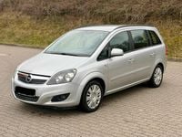 Gebraucht Opel Zafira 125 PS (91 kW) 2012 Weiß Van / Kleinbus
