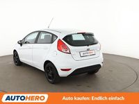 Gebraucht Ford Fiesta Celebration 101 PS (74 kW) 2017 Weiß Kleinwagen