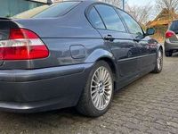 gebraucht BMW 325 i -