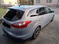 Gebraucht Ford Focus Trend 140 PS (102 kW) 2014 Grau Kombi